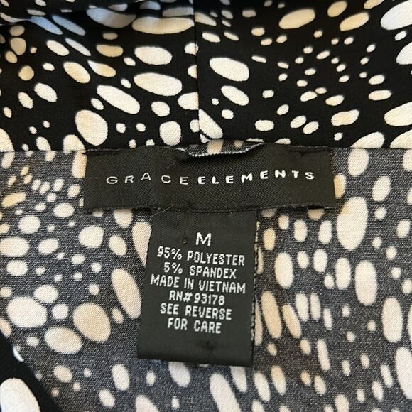Grace Elements black white ovals sleeveless blouse V neckline Size M - Picture 6 of 7